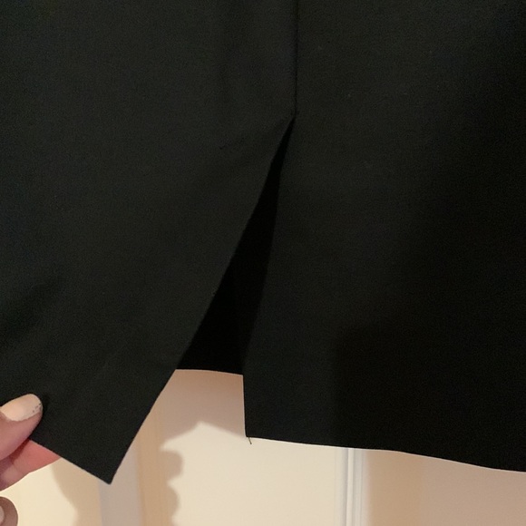 [NWT] Black Banana Republic skirt | Size: 0 - Picture 4 of 7